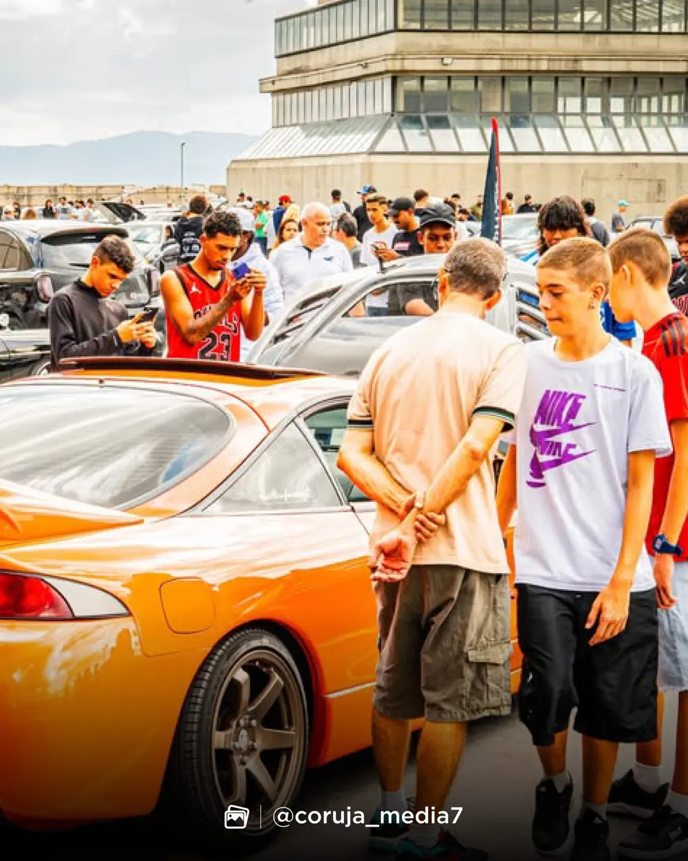 Registro 3 de um encontro Only Cars
