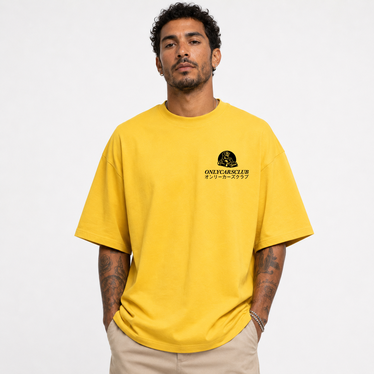 Camiseta oversized amarela Only Cars, vista frontal
